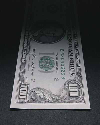 $100 bill